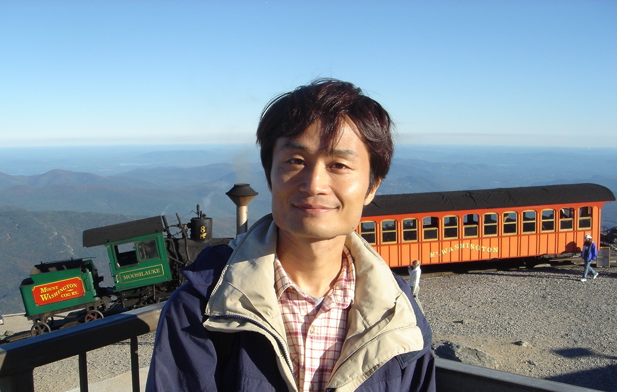 Shogo_at_MtWashington.jpg